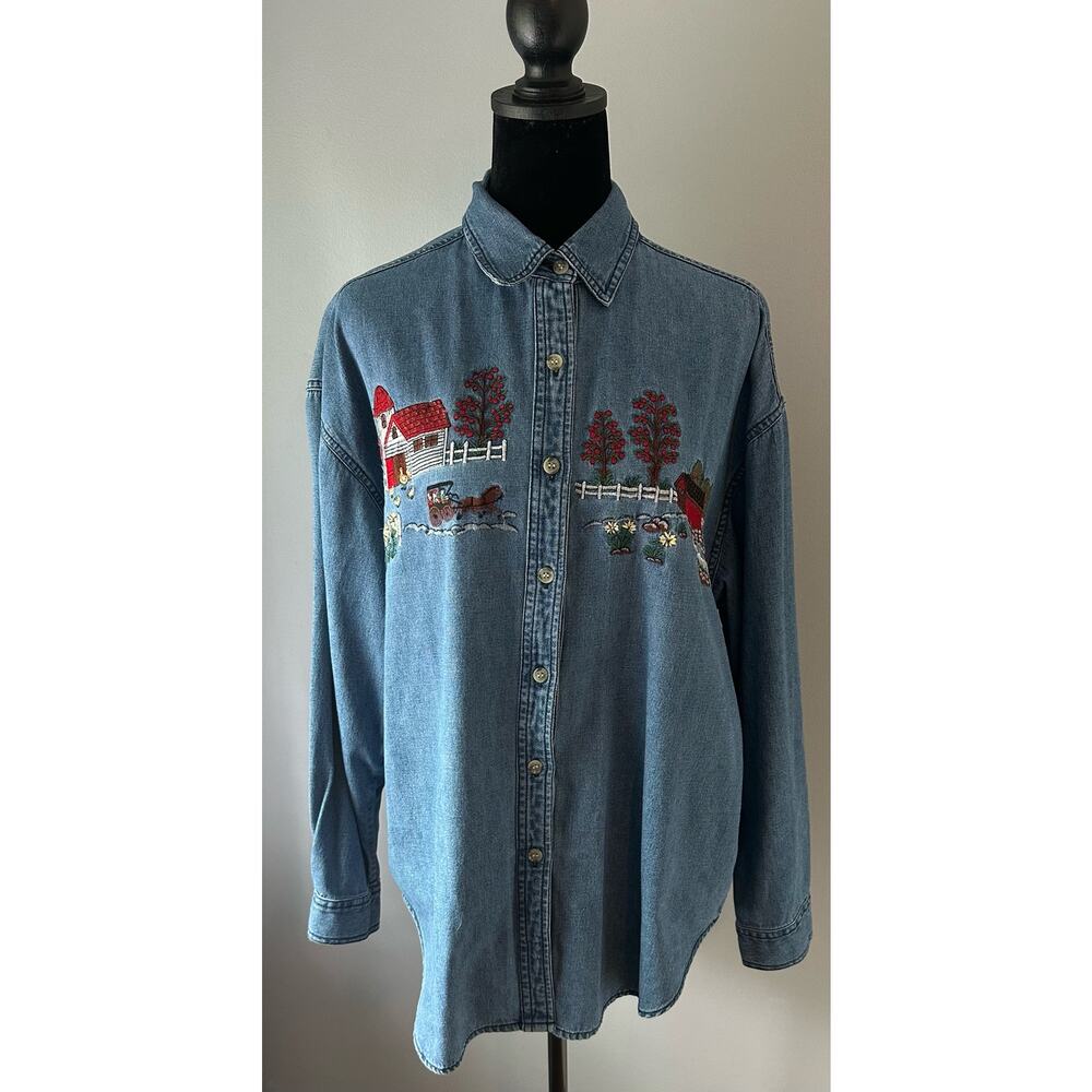Vtg Woman Embroidered Farm Scene Denim long sleeve button up shirt